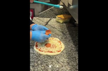 ITALIANO pizza true taste#pizza #foodie #delicious#shortsviral #trendingshorts