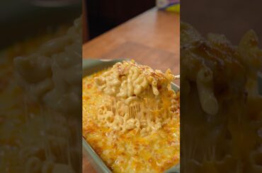 Mac and Cheese #macandcheese #friendsgiving #thanksgiving #shorts