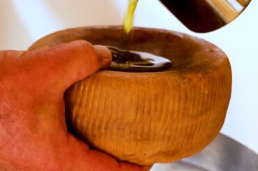 How One of the Spiciest, Oldest Cheeses in Greece is Made at a 350-Year-Old Family Farm (Arseniko)