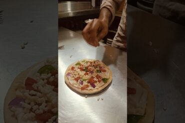 Customer ne kia Order or hua ye#tamannapraveenvlogs #pizza#fastfood #food #foodie #foodvlog #foodblo