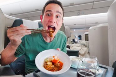 Cathay Pacific Business Class!! Is This The Best Airplane Food?