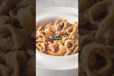 Creamy Alfredo Sauce Recipe | Easy & Delicious!  #AlfredoSauce #ItalianCooking #EasyRecipes