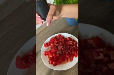 Making Bruschetta like we tried it in Italy #food #italian