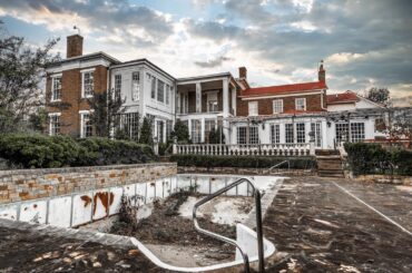 Exploring a $12,000,000 ABANDONED Mega Plantation | UNTOUCHED