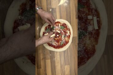 Classic Neapolitan Margherita Pizza #cooking #pizza #food #foryou #margherita #cheese #pizzalover