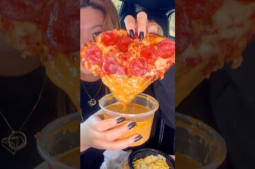 Me at midnight when everyone gone to sleep... #food #eating #pizza