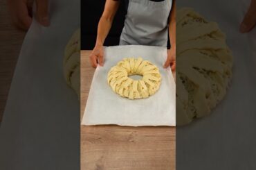 The famous puff pastry appetizer that is driving the world crazy!