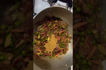 Spicy Maggi recipe #viralyoutubeshorts #shortsfeed #vegies #indianfood #italy