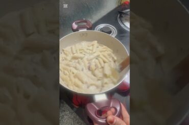Pasta in white sauce #food #shortsfeed #whitesaucepasta #pastarecipe #pastalover #shorts #2024