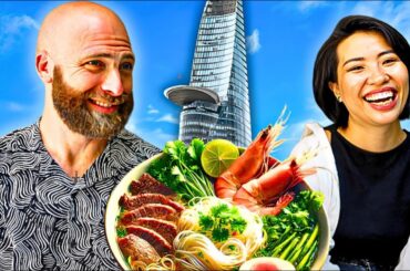 Saigon's Best Food Tour!! Vietnamese Food You Must Try!!