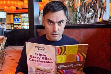 An Italian Reviews Cheesecake Factory's Pasta