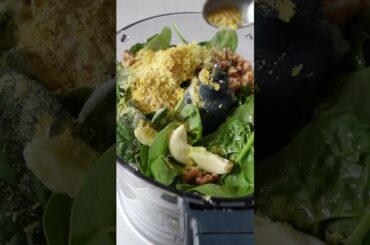 Spinach Pesto: Vegan Sauce Recipe