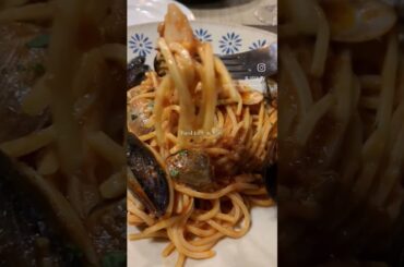 Food tour in Bari. #shorts #pasta #italy