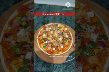 #shorts Homemade Pizza #homemade #pizza #shots #recipe #youtubeshort  #kitchenlabwithanamika