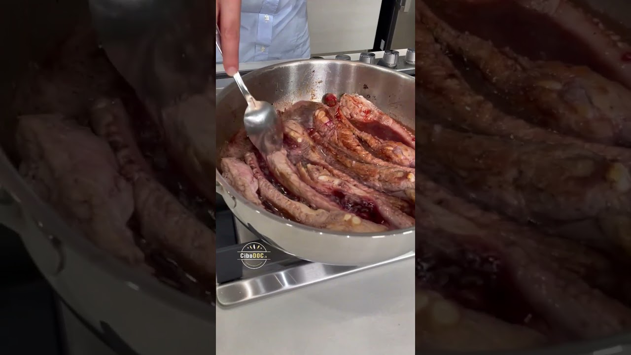 Gustose puntine di maiale al vino rosso #ricetta #vino #food #tradizioni #carne #maiale Gustose puntine di maiale al vino rosso #ricetta #vino #food #tradizioni #carne #maiale