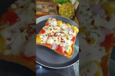 Bread Pizza recipe l Cheese Bread Snacks #bread #trending #youtubeshorts #shortsvideo