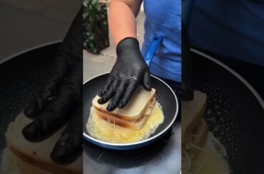 Gratinated ham and cheese sandwich #Shorts