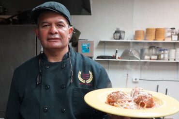 Traditional Authentic Italian Cuisine Alfresco Italian Bistro Spaghetti Meatballs Chef Eddys Chacon