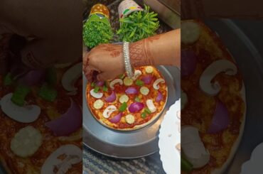 #shorts / easy and tasty pizza recipe /#pizza #pizzarecipe #cooking #food #easyrecipes #winterrecipe