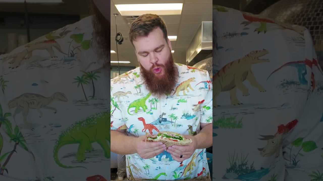 The Best Italian Restaurant in THE WORLD! #italianfood #foodreview #youtubeshorts The Best Italian Restaurant in THE WORLD! #italianfood #foodreview #youtubeshorts