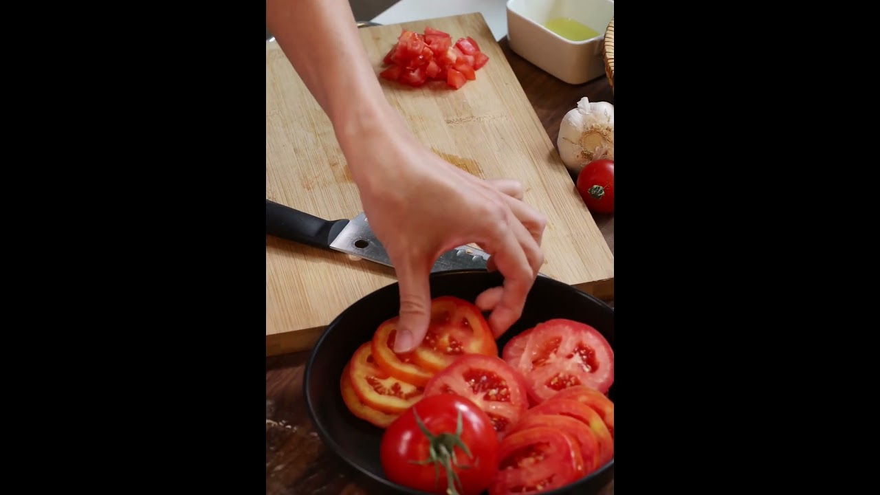 Baked Feta Pasta Creamy Feta Bliss #easyrecipes #cookingtips #dessertshorts #recipes #recipeshorts Baked Feta Pasta Creamy Feta Bliss #easyrecipes #cookingtips #dessertshorts #recipes #recipeshorts