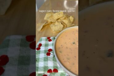 Easy Queso | Red Gold Tomatoes Big Game Recipes