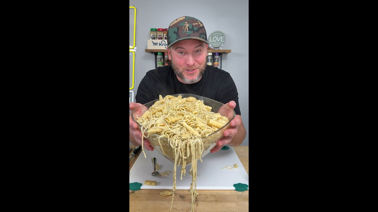 The Secret to THE BEST Italian Buttered Noodles! The Secret to THE BEST Italian Buttered Noodles!