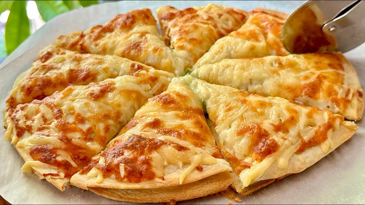 Do you have eggs and potatoes at home? Delicious and easy recipe in 5 minutes! Do you have eggs and potatoes at home? Delicious and easy recipe in 5 minutes!