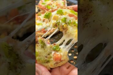 #shorts #shortvideo #bread #pizza #homemade #recipe Bread Pizza Recipe!
