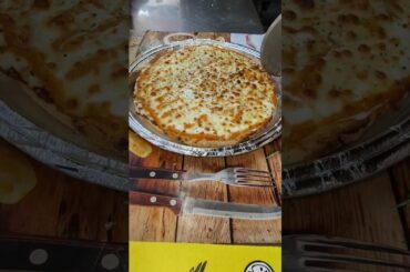 Cheese pizza #food #trending #shorts #streetfood #ytshorts #pizza #pizzalover #viralvideo