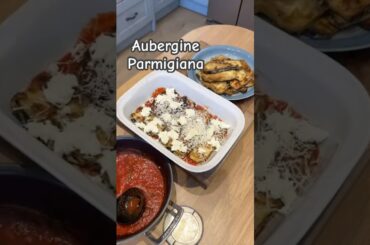 Aubergine Parmigiana - Crispy, cheesy comfort food. Does it get better? #food #foodshorts #cooking