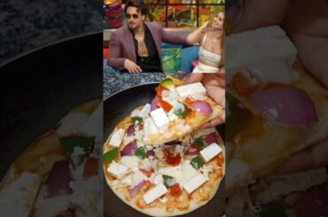 Tiger Shroff Cheat Day Special Pizza Recipe | Testy Veg Pizza Recipe #recipe #shorts #trending