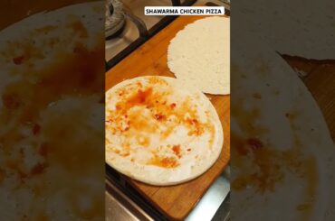 Mini Shawarma Bread Pizza Recipe | iftar Snacks #pizzarecipe #shawarmapizza #shorts #breadpizza