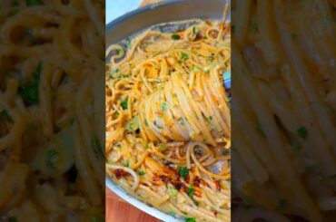 How To Make Creamy Onion Pasta (The Recipe That Went Viral In Italy)