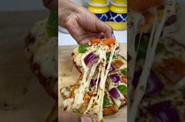 Viral paratha pizza recipe #shorts #ytshorts #youtubeshorts #cooking #viralvideo