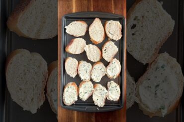 Italian Meatballs with Turano Garlic Bread Recipe