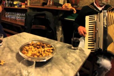 Accordion, Red Wine, Castagnaccio and Mondine in Barga Italy