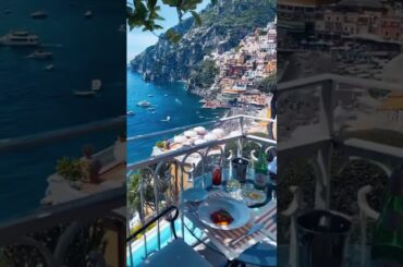 dining atmosphere and beautiful views in Italy #shortvideo