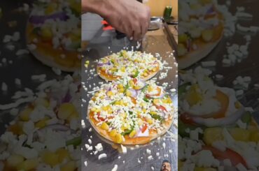 unique style Live pizza making recipe #pizza #pizzalover #foodie #streetfood #parathapizza #crispypi