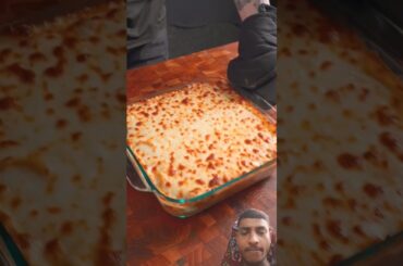 #food #cooking #cheese pasta mukbang asmreating eating asmr howtomakewhitesaucepasta eatingvideos