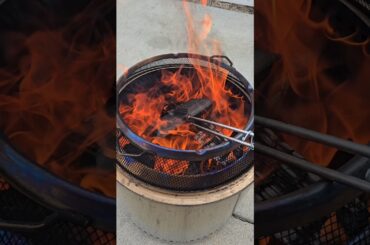 Campfire Pizza Sandwich #campfire #outdoorcooking #pizza #sandwich #fire #camping #solostove