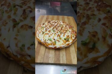 itni dur Se aaya order #shorts #trending #ytshorts #food #foodie #viralvideo #viralshort #pizza
