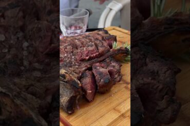 Florence Day Trip | Delicious STEAK #shorts #florence #firenze #steak #meatlovers #mukbang #italy