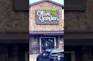 Family Foodie Night at Olive Garden! #letseat #food #olivegarden