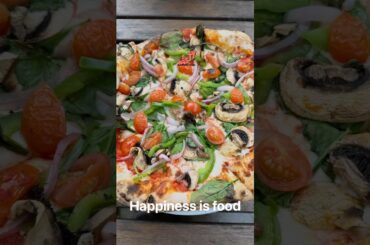 Cuisine around the world #food #foodie #foodlover #foodblogger #world #cuisine #pizza #italy  #yummy