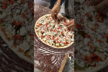 Am tried all the pizzas but always stuck on Napoleon’s large size #pizzalife #woodfirepizza #yt