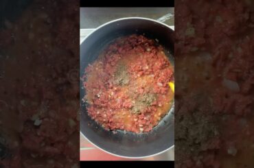 Quick and easy Spaghetti recipe! #shorts