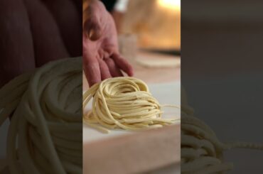 Pasta Cacio e pepe with Zucchini flowers