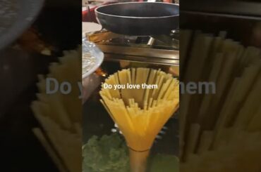 Do you love l Italian Food @doughnutzzzlover1502 #shorts #shortsfeed #trending #trendingshorts