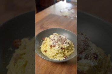 Spaghetti Carbonara #tablefor2 #shorts #carbonara